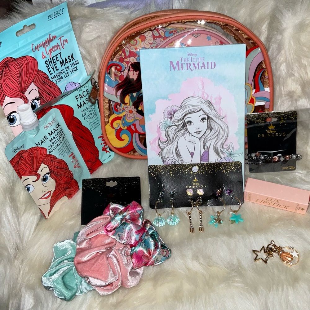 π«#1 THE LITTLE MERMAID BEAUTY BUNDLE - Picture 1 of 10